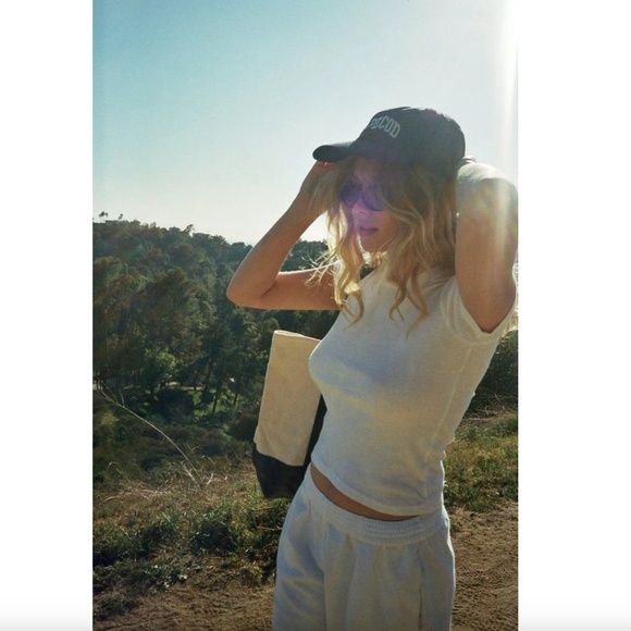 Brandy Melville Hailie Tee Shirt White Cotton - Picture 3 of 8